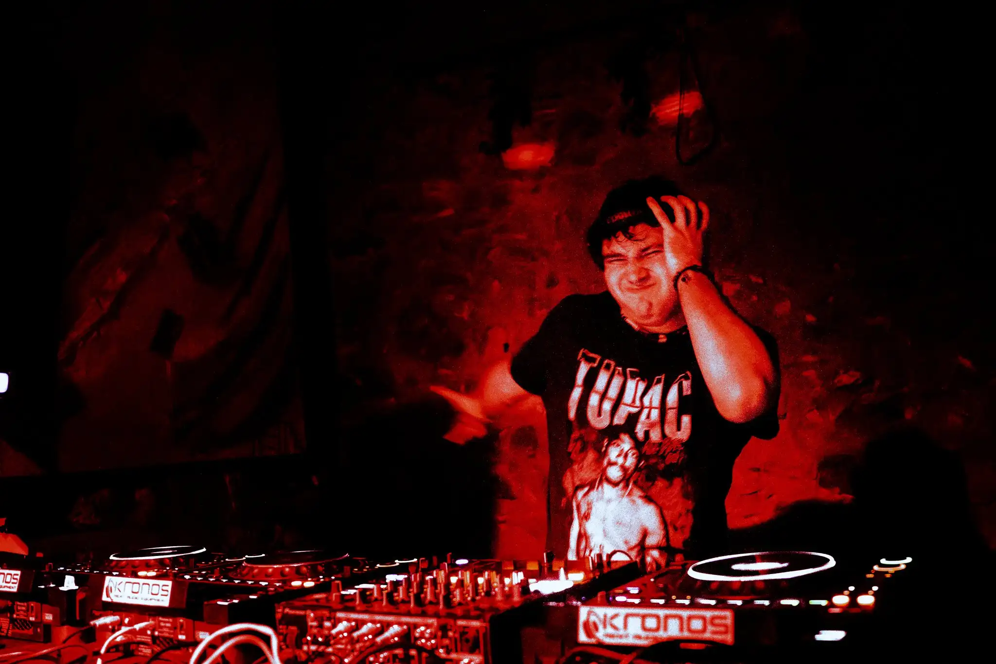 Surreal Frequencies: First Eco, Rachdingue (Vilajuïga), 15.11.2025 · foto 16 de 16